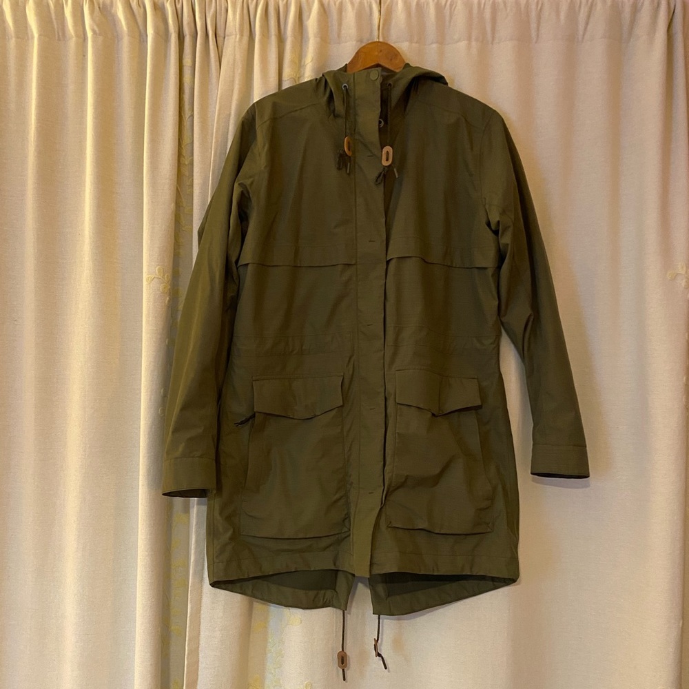 REI Army Green Hooded Rain Jacket-M